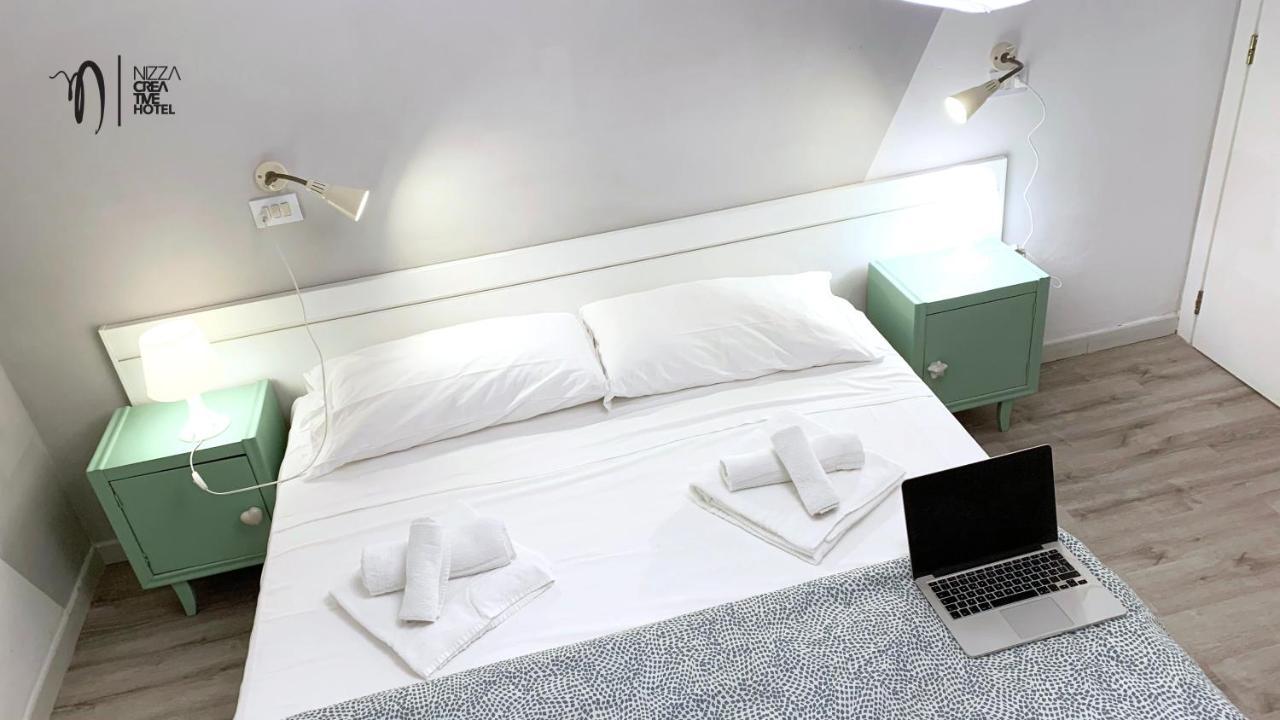 Hotel Nizza Rimini Buitenkant foto